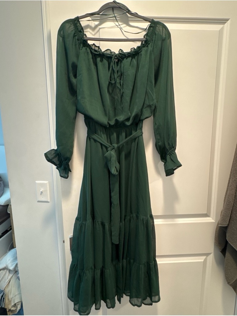 Vici Emerald Green Long Sleeve Tiered Maxi Dress
